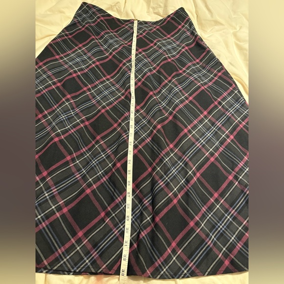 Croft & Barrow Black and Pink Plaid Midi A-Line Skirt - Picture 4 of 9